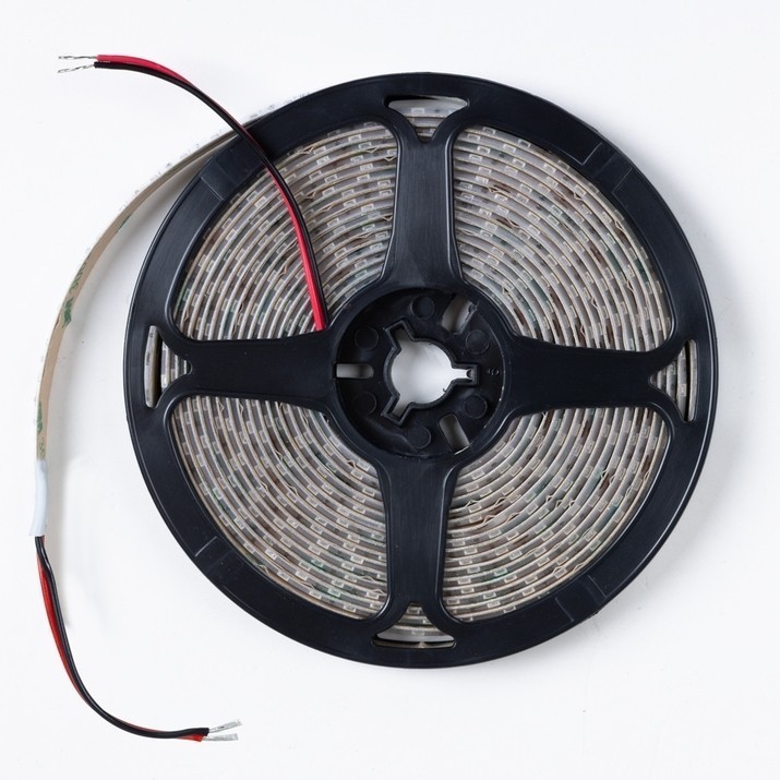 A2412008-05-4K Светодиодная лента 24В 9,6Вт/м 1000Лм/м 4000K CRI 90+ 8мм SMD2835 120шт/м 5м IP65