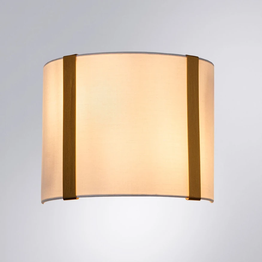 Arte Lamp Dream A4110AP-2PB Настенный светильник, бра, классического стиля с абажуром шириной 25 см, плафон белый текстиль, медный металл, лампы E14 2шт до 40Вт IP20 220В, без выключателя на корпусе