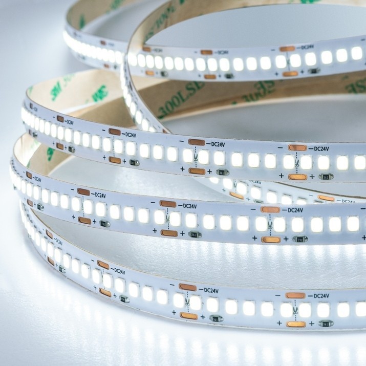 A2424010-03-6K Светодиодная лента 24В 19,2Вт/м 1800Лм/м 6000К CRI 90+ 10мм SMD2835 240шт/м 5м IP20